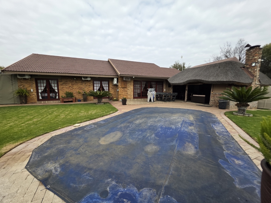 3 Bedroom Property for Sale in Flamingo Park Free State